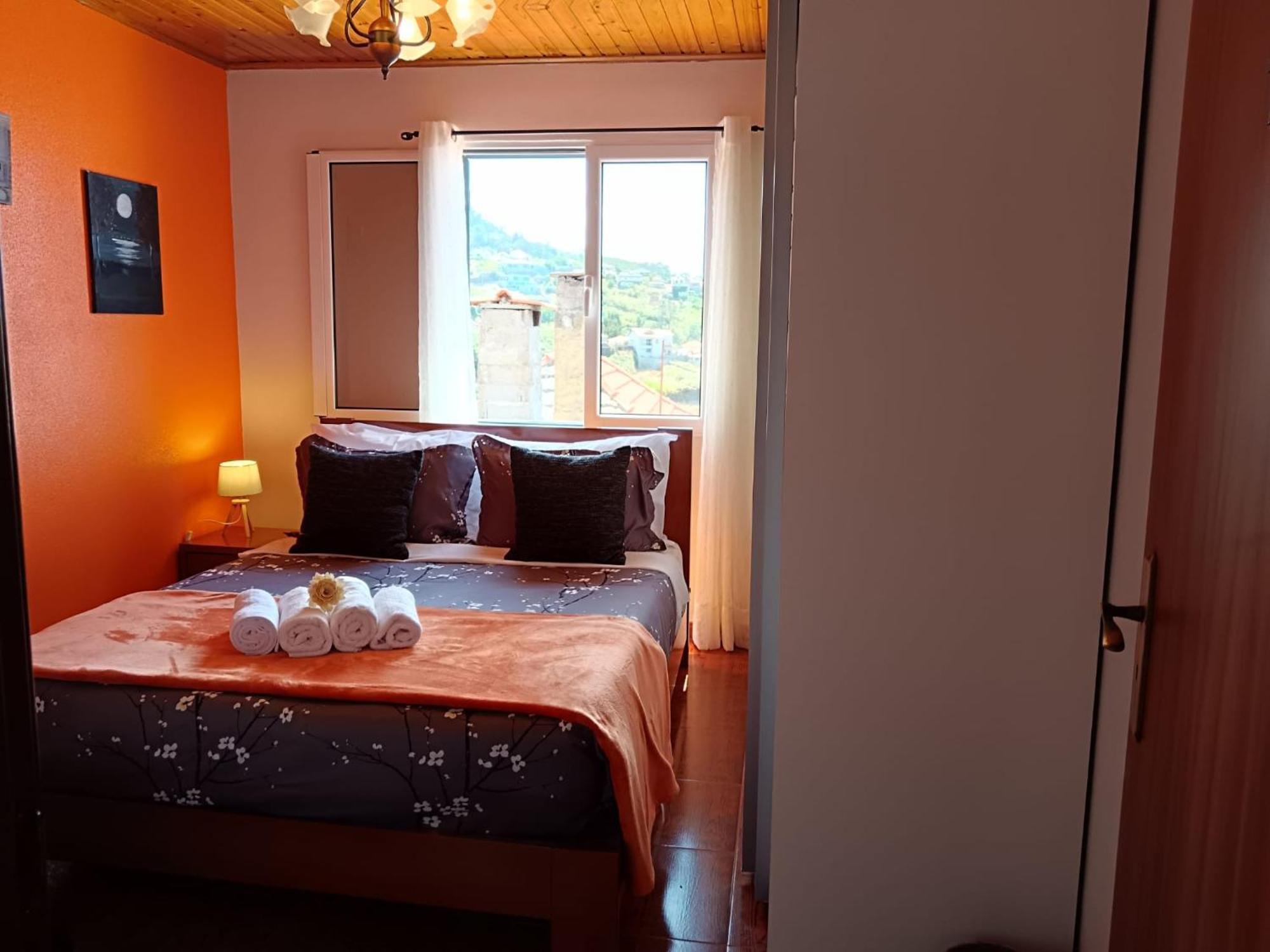 Casa Central - Peceful Mountain Retreat In Calheta Ribeira do Raposo 外观 照片