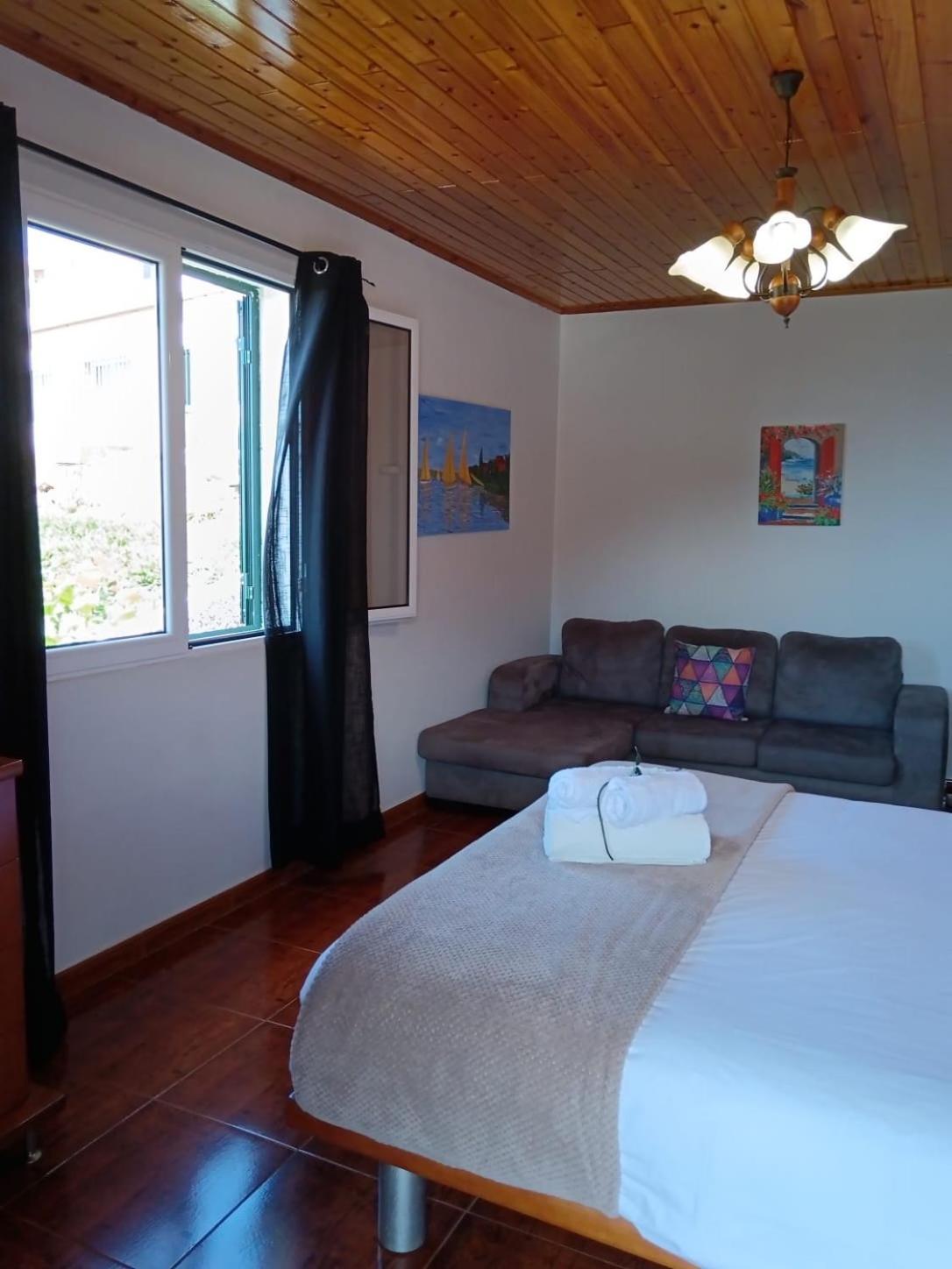 Casa Central - Peceful Mountain Retreat In Calheta Ribeira do Raposo 外观 照片