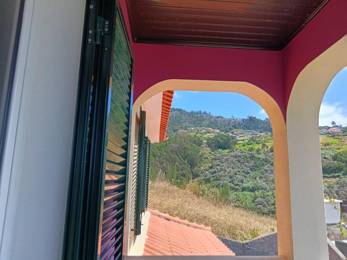 Casa Central - Peceful Mountain Retreat In Calheta Ribeira do Raposo 外观 照片